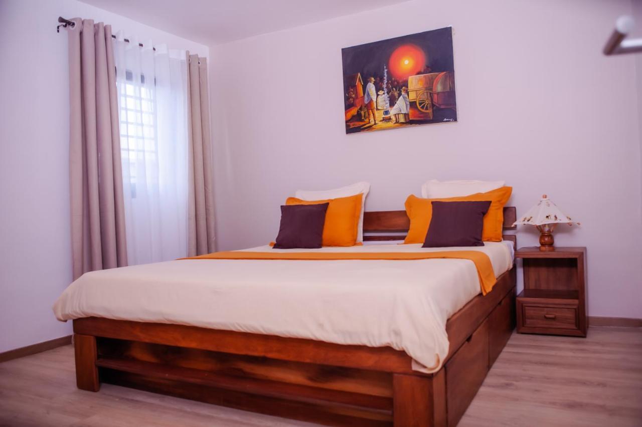 Ampifitia Guest House Антананариву Экстерьер фото
